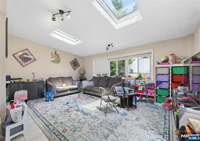 Photo 4 of Sale Pending at 191 Haase Ave, Paramus, NJ 07652 | MLS# 26025620 | Listing updated on 2026-09-04