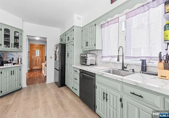 4th image of 109 4Th St, Clifton, NJ 07011 | MLS# 26025642