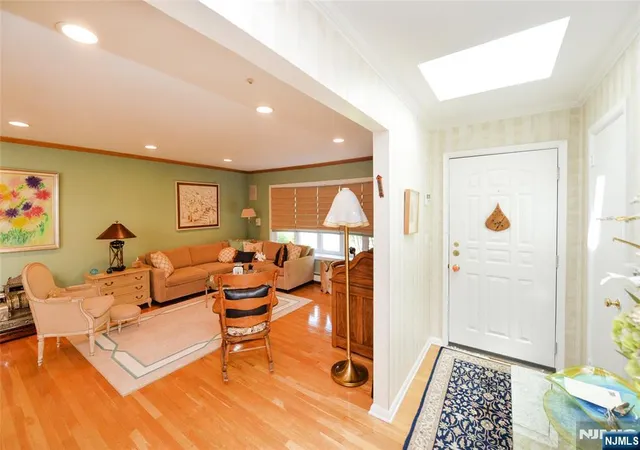 Homes for sale in Fair Lawn, NJ | 14-29 Lucena Dr, Fair Lawn, NJ 07410 | MLS# 26025658