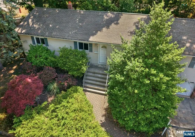 3rd image of 165 Glenn Ave, Norwood, NJ 07648 | MLS# 26025684