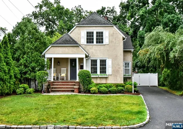 Homes for sale in Wyckoff, NJ | 280 Morse Ave, Wyckoff, NJ 07481 | MLS# 26025713