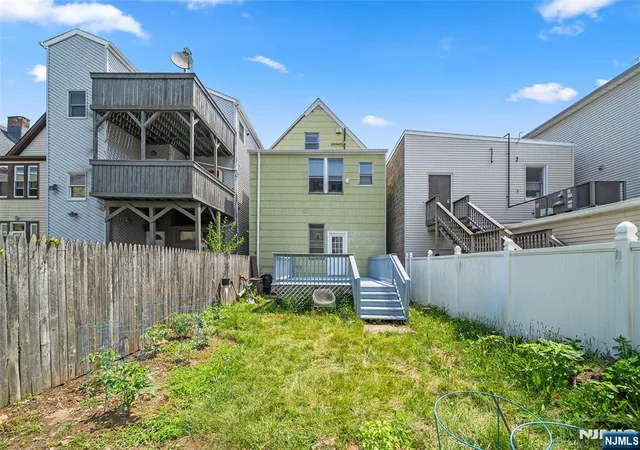 Homes for sale in Harrison, NJ | 104 5th St, Harrison, NJ 07029 | MLS# 26025730