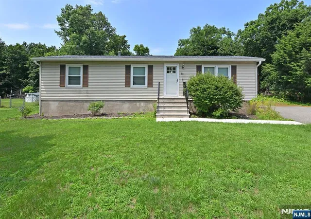 Photo 1 of Sale Pending at 58 Grove St, Wanaque, NJ 07465 | MLS# 26025745 | Listing updated on 2026-09-09