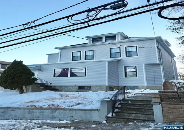 1st image of 172 176 Delavan Ave, Newark, NJ 07104 | MLS# 26025769