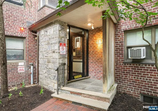 Homes for sale in Fort Lee, NJ | 410 Park Pl #4B, Fort Lee, NJ 07024 | MLS# 26025796