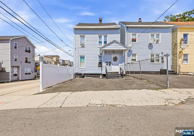 1st image of 1 Park Pl, Paterson, NJ 07524 | MLS# 26025846