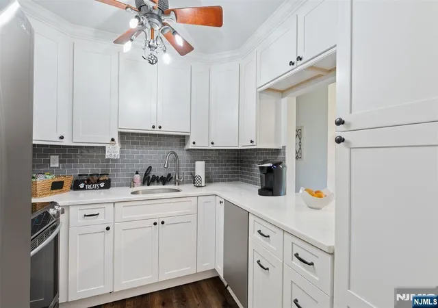 2nd image of 114 Federal Hill Rd, Pompton Lakes, NJ 07442 | MLS# 26025873