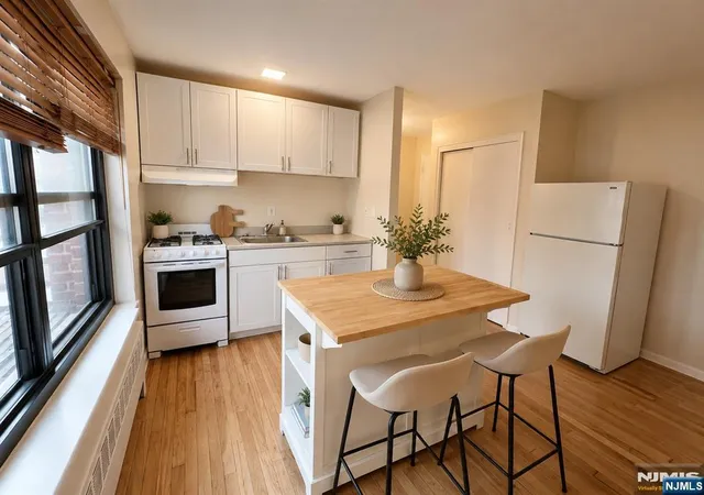 Homes for sale in Bergenfield, NJ | 241 E Main St #3A, Bergenfield, NJ 07621 | MLS# 26025903