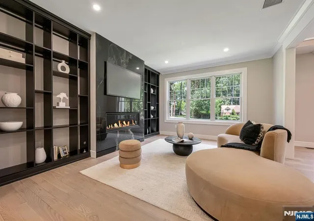 4th image of 520 Clinton Ave, Wyckoff, NJ 07481 | MLS# 26025942