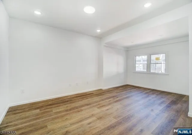 5th image of 94 Washington Ave, Irvington, NJ 07111 | MLS# 26025957