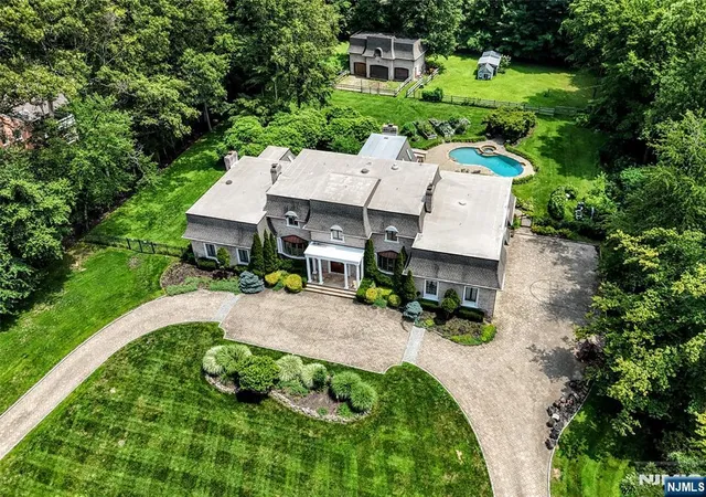 Photo 2 of Single family home for sale at 21 Baldwin Rd, Saddle River, NJ 07458 | MLS# 26026025 | Listing updated on 2026-09-18