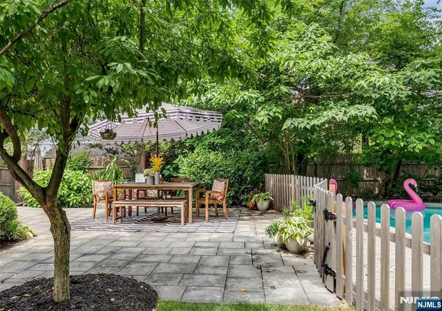 41st image of 285 Linden Ave, Glen Ridge, NJ 07028 | MLS# 26026084