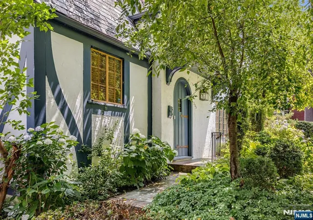 5th image of 285 Linden Ave, Glen Ridge, NJ 07028 | MLS# 26026084
