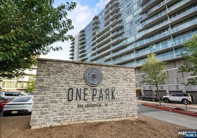 Homes for sale in Cliffside Park, NJ | 320 Adolphus Ave #803, Cliffside Park, NJ 07010 | MLS# 26026118