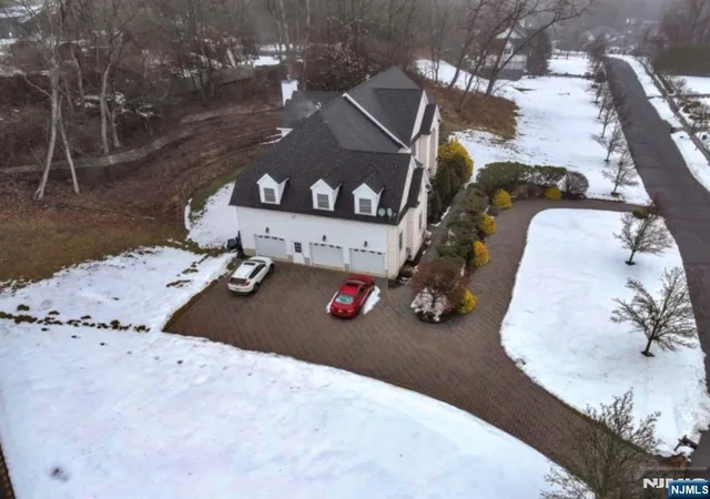 27th image of 34 Kanouse Ln, Montville, NJ 07045 | MLS# 26026119