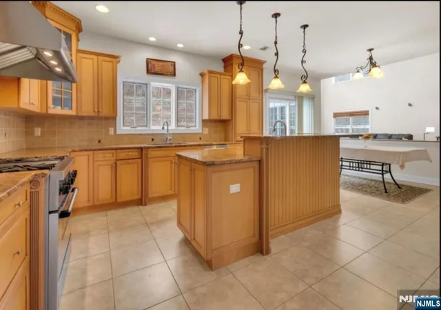 Photo 3 of Single family home for sale at 34 Kanouse Ln, Montville, NJ 07045 | MLS# 26026119 | Listing updated on 2026-07-12
