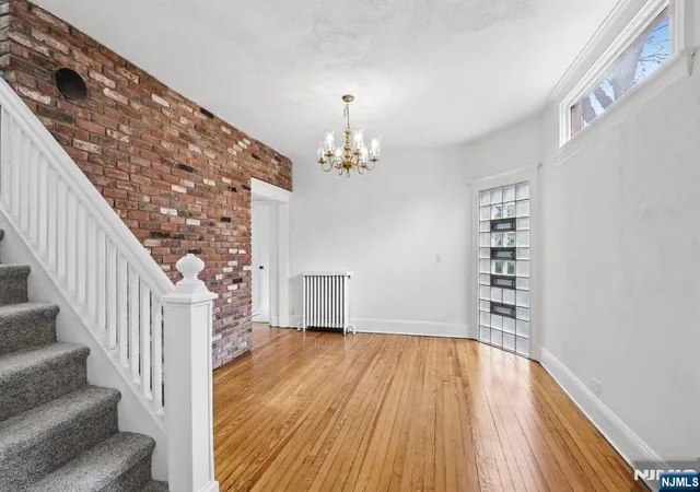 Homes for sale in Leonia, NJ | 161 Chestnut St, Leonia, NJ 07605 | MLS# 26026124