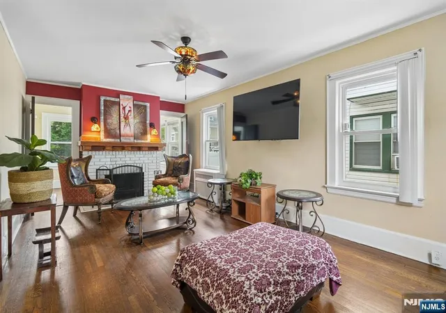 4th image of 585 Ridge St, Newark, NJ 07104 | MLS# 26026190