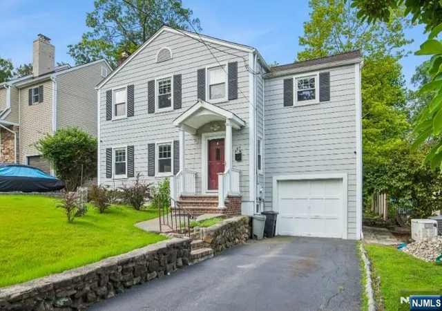 3rd image of 47 Lawn Rd, Livingston, NJ 07039 | MLS# 26026198