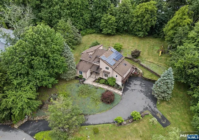 1st image of 4 Skytop Dr, Denville Township, NJ 07834 | MLS# 26026208