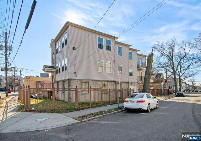 21st image of 219 221 Clinton Pl, Newark, NJ 07112 | MLS# 26026216