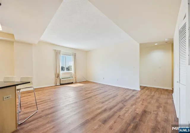 Homes for sale in Palisades Park, NJ | 399 11th St #301, Palisades Park, NJ 07650 | MLS# 26026238