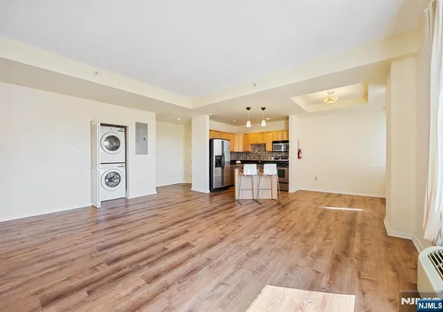 Homes for sale in Palisades Park, NJ | 399 11Th St #301, Palisades Park, NJ 07650 | MLS# 26026238