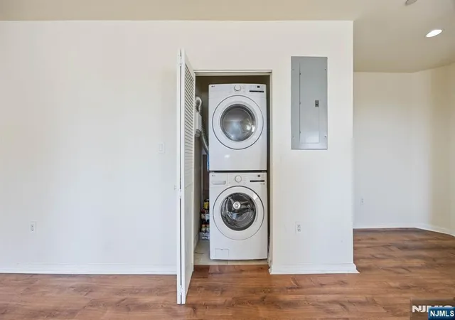 Homes for sale in Palisades Park, NJ | 399 11Th St #301, Palisades Park, NJ 07650 | MLS# 26026238