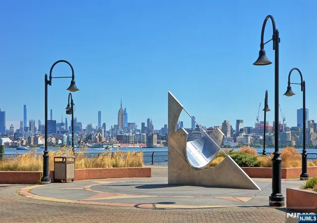 image of 20 Newport Pkwy, Jersey City, NJ 07310