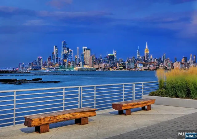 image of 20 Newport Pkwy, Jersey City, NJ 07310