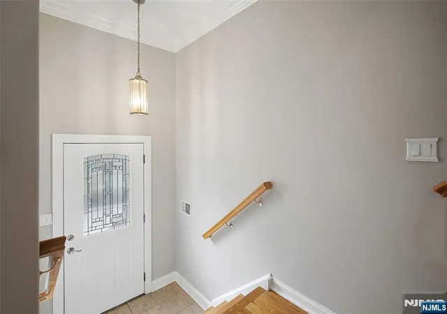 Homes for sale in Wallington, NJ | 4 Jeanine Ln #37, Wallington, NJ 07057 | MLS# 26026415