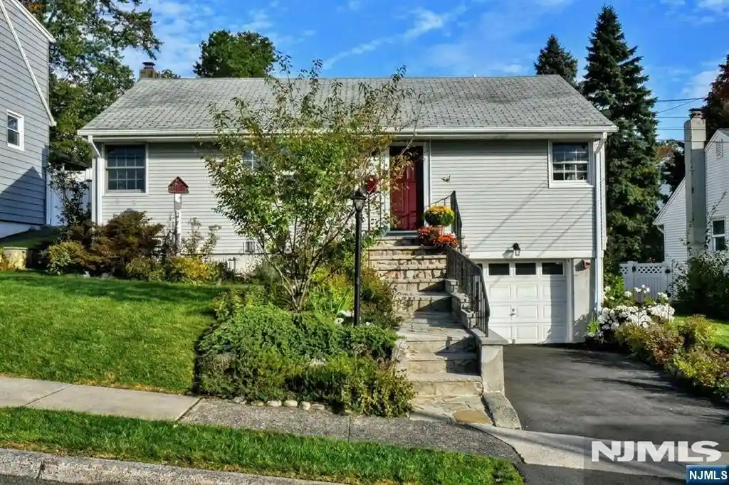 Photo 1 of Land for sale at 143 Manhattan Ave, Waldwick, NJ 07463 | MLS# 26026416 | Listing updated on 2026-10-29