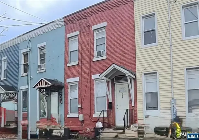 Photo 1 of Single family home for sale at 204 Astor St, Newark, NJ 07114 | MLS# 26026417 | Listing updated on 2026-07-14