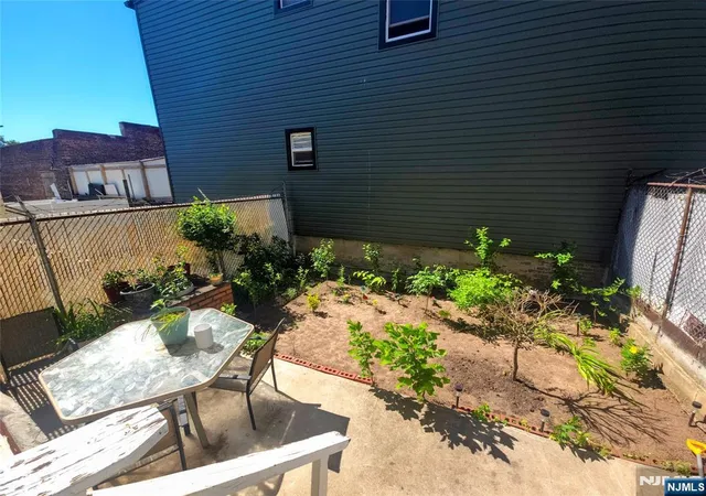 10th image of 16 Crittenden St, Newark, NJ 07104 | MLS# 26026460