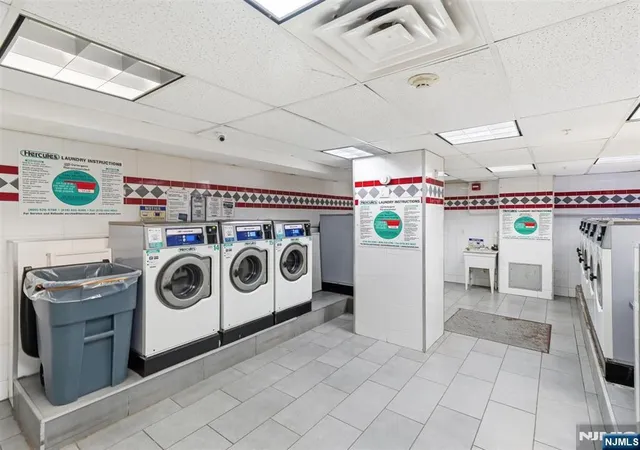image of 60Th Pkwy Dr, East Orange, NJ 07017
