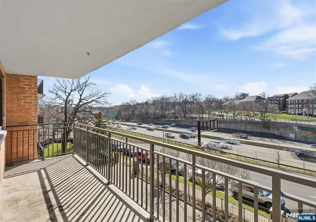 2nd image of 60 Parkway Dr #4G, East Orange, NJ 07017 | MLS# 26026473