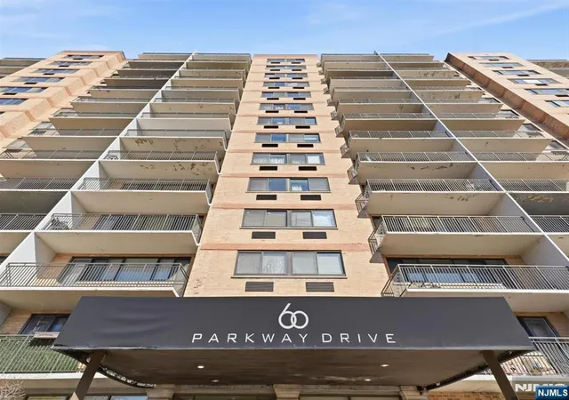 image of 60Th Pkwy Dr, East Orange, NJ 07017