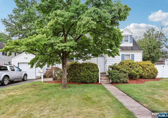 Photo 1 of Single family home for sale at 78 Legion Pl, Paramus, NJ 07652 | MLS# 26026559 | Listing updated on 2026-08-15