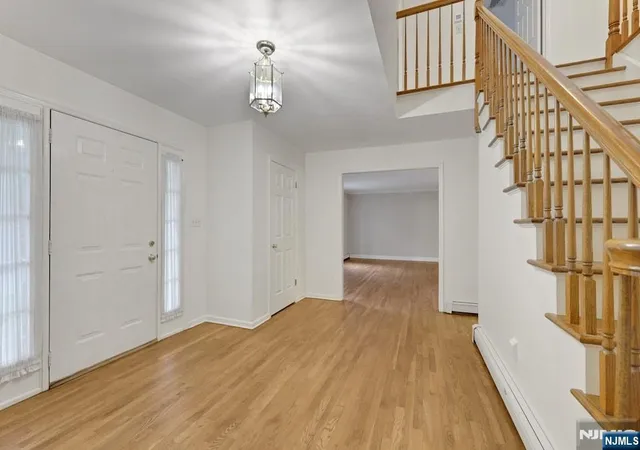 Photo 3 of Sale Pending at 2 Rogers Ct, Midland Park, NJ 07432 | MLS# 26026605 | Listing updated on 2026-09-11