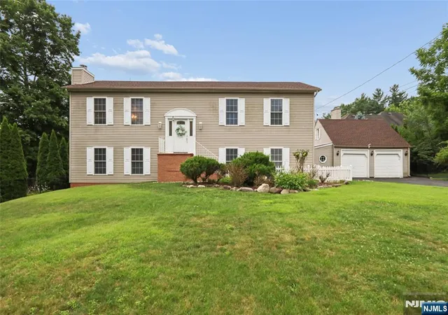 Photo 1 of Single family home for sale at 127 Clark Ave, Old Tappan, NJ 07675 | MLS# 26027690 | Listing updated on 2026-08-29