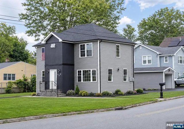 Photo 2 of Single family home for sale at 135 Lake Shore Dr, Parsippany, NJ 07054 | MLS# 26027801 | Listing updated on 2026-09-08