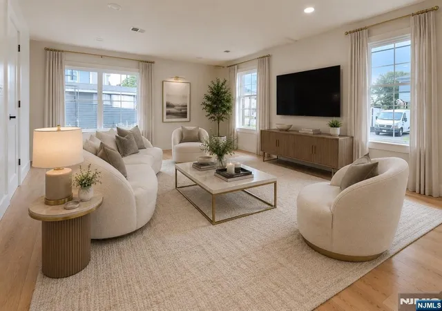 Photo 4 of Single family home for sale at 135 Lake Shore Dr, Parsippany, NJ 07054 | MLS# 26027801 | Listing updated on 2026-09-26