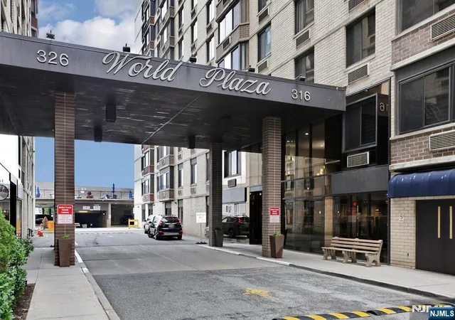 Listing Photo 5 - Condo for sale in building located at 316 Prospect Ave, Hackensack, NJ 07601 - Unit #4K