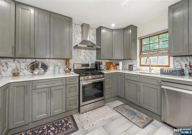 Photo 3 of Sale Pending at 54 Hasbrouck Ave, Hasbrouck Heights, NJ 07604 | MLS# 26027962 | Listing updated on 2026-09-17