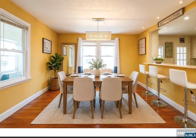 Photo 4 of Single family home for sale at 160 Mt Vernon St, Ridgefield Park, NJ 07660 | MLS# 26028110 | Listing updated on 2026-09-13