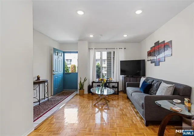Photo 2 of Sale Pending at 31 Willow Wood Sq #31, East Rutherford, NJ 07073 | MLS# 26028410 | Listing updated on 2026-09-14