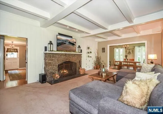 Photo 1 of Single family home for sale at 39 Circle Ave, Wayne, NJ 07470 | MLS# 26028783 | Listing updated on 2026-09-13