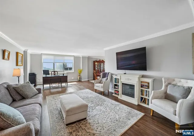 Photo 3 of Condo for sale at 2150 Center Ave #16G, Fort Lee, NJ 07024 | MLS# 26028903 | Listing updated on 2026-09-16