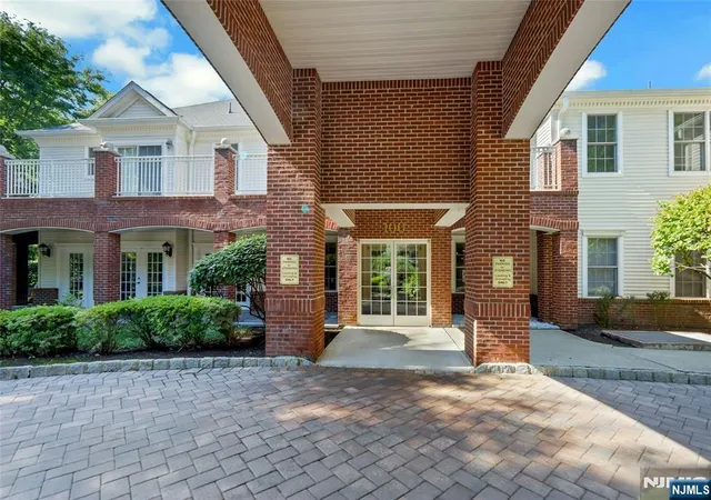 2nd image of 100 Ridgewood Rd #215, Twp Of Washington, NJ 07676 | MLS# 26029147