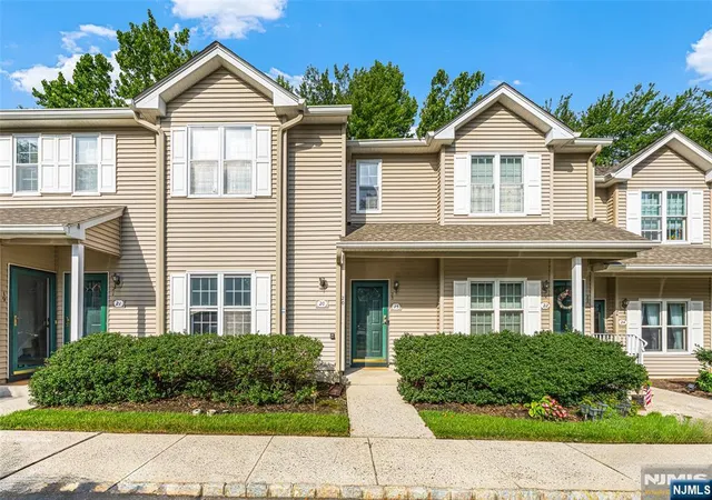 Photo 1 of Condo for sale at 20 Mulford Ct #C0025, Roseland, NJ 07068 | MLS# 26029422 | Listing updated on 2026-09-20